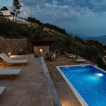 Villa Exclusive Almissa With Swimming Pool And Sea View Lokva Rogoznica