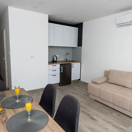 Exclusive Almissa With Swimming Pool And Sea View Lokva Rogoznica