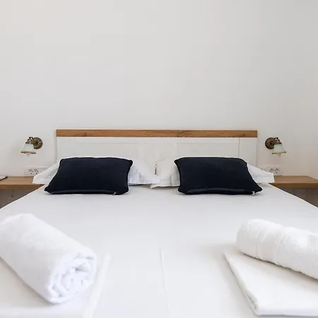 Villa Exclusive Almissa With Swimming Pool And Sea View