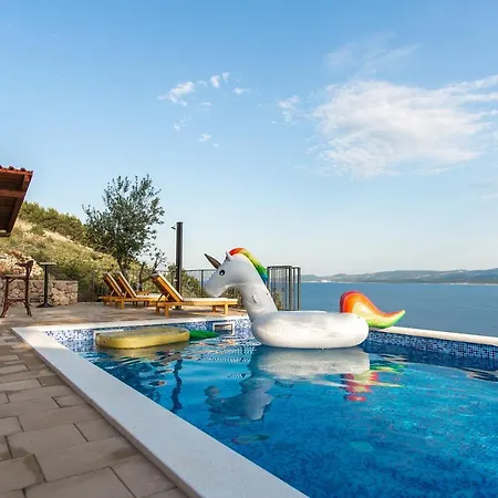 Exclusive Almissa With Swimming Pool And Sea View Villa