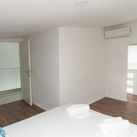 Exclusive Almissa With Swimming Pool And Sea View