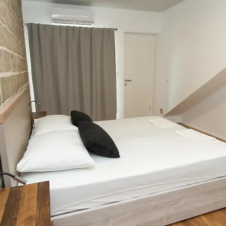 Villa Exclusive Almissa With Swimming Pool And Sea View *