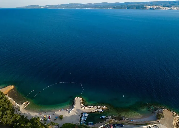 Exclusive Almissa With Swimming Pool And Sea View * 洛克瓦罗戈兹尼察