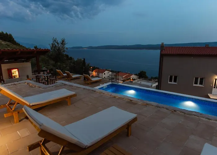 别墅 Exclusive Almissa With Swimming Pool And Sea View