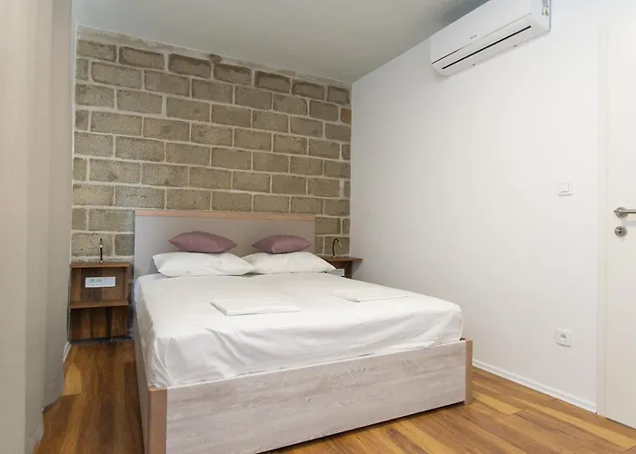 别墅 Exclusive Almissa With Swimming Pool And Sea View