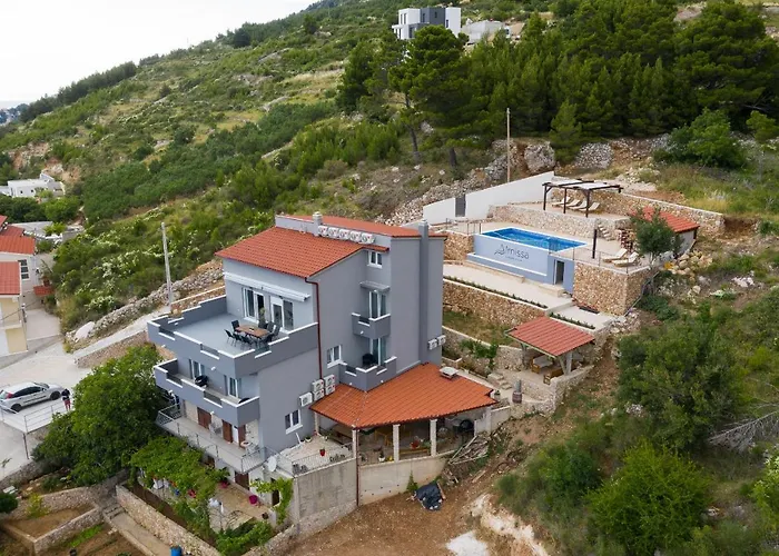 别墅 Exclusive Almissa With Swimming Pool And Sea View 洛克瓦罗戈兹尼察